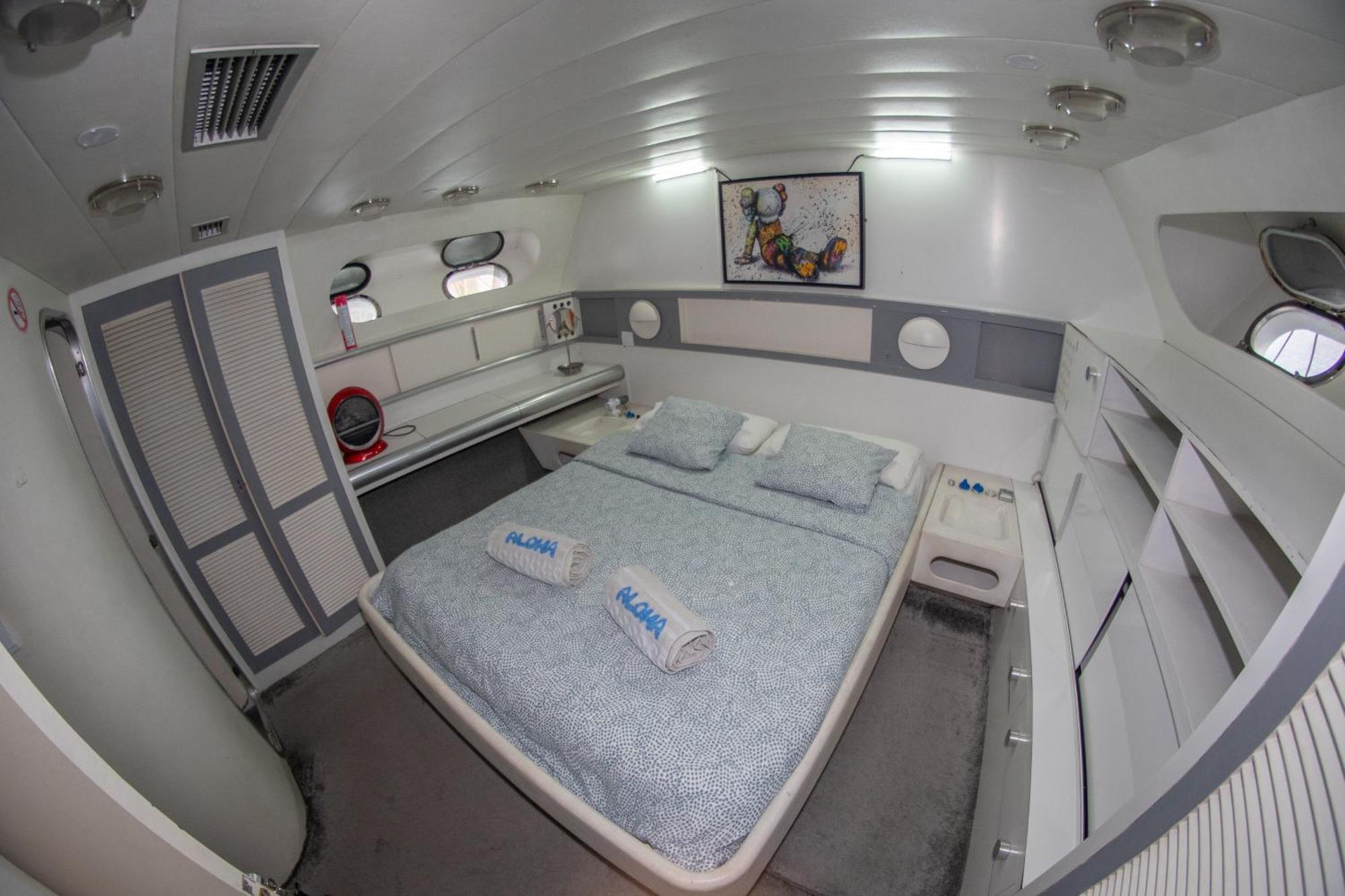 Boat Aloha Hotel Sant Adrià de Besòs Eksteriør billede